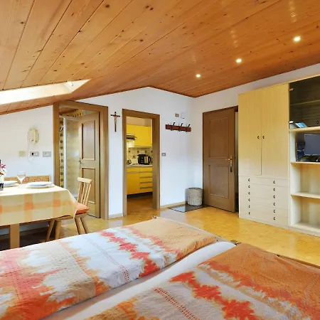 Costanzi By Interhome