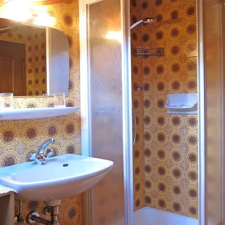 Costanzi By Interhome *